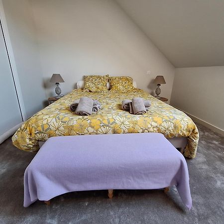 La Chambre Mademoiselle Causeuse Malville Exterior photo